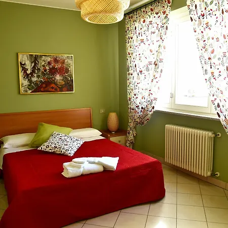 Piazza Savona Interno 2 Apartment